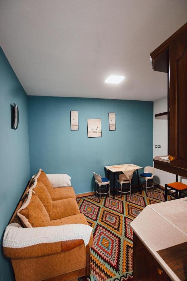 Bb Apartament Apartman Gjirokastra Kültér fotó