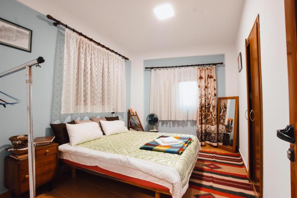 Bb Apartament Apartman Gjirokastra Kültér fotó